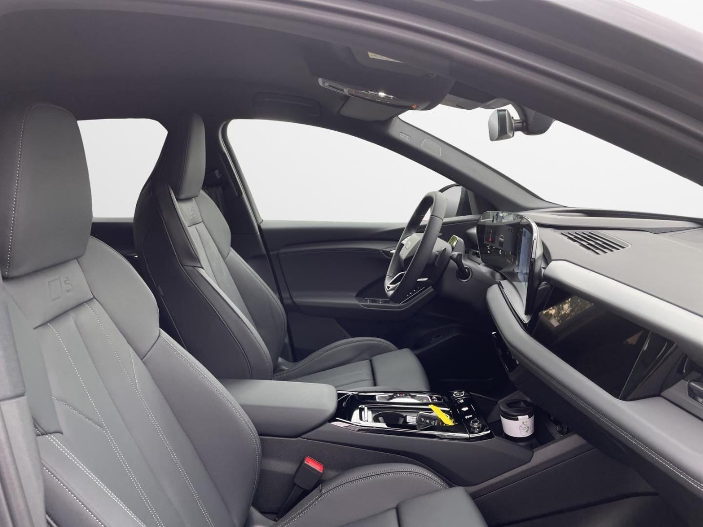 Bild über Audi Q6 SUV e-tron S line business e-tron performance 225 kW - für weitere Informationen kontaktieren Sie den Audi Partner