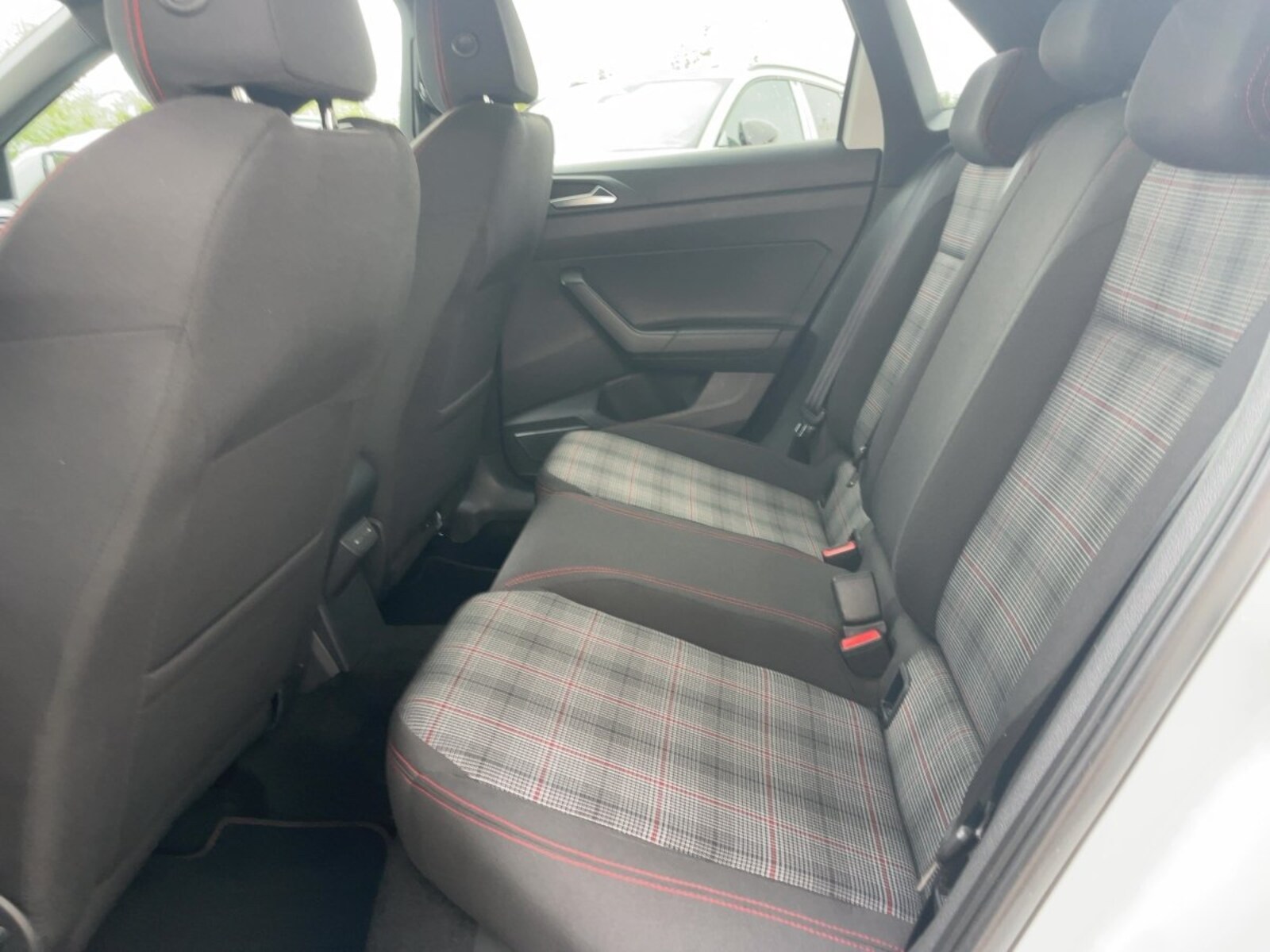 Volkswagen Polo – Bild 9
