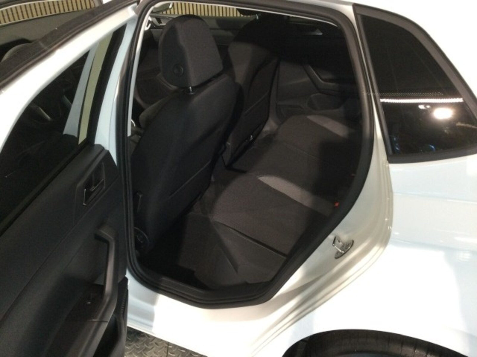 Volkswagen Polo – Bild 4