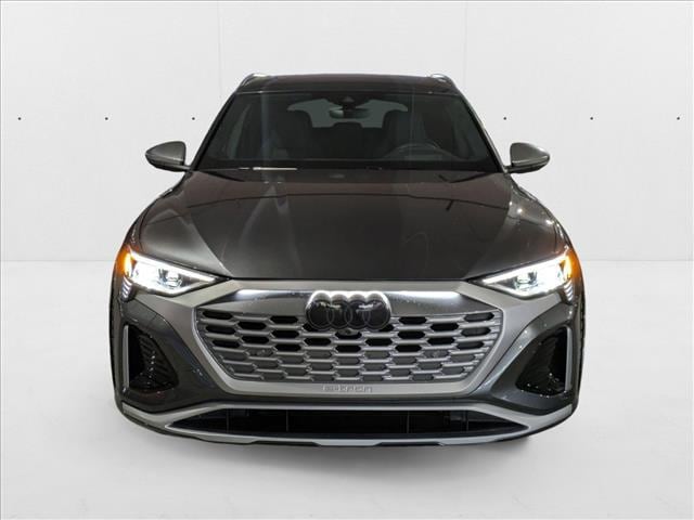 Used 2024 Audi SQ8 e-tron Prestige with VIN WA16CBGE4RB055027 for sale in Bellevue, WA
