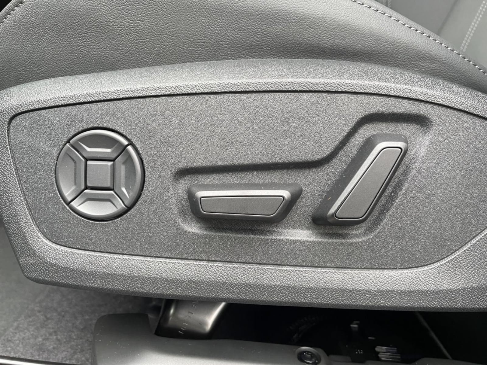 Audi Q6 e-tron – Bild 14