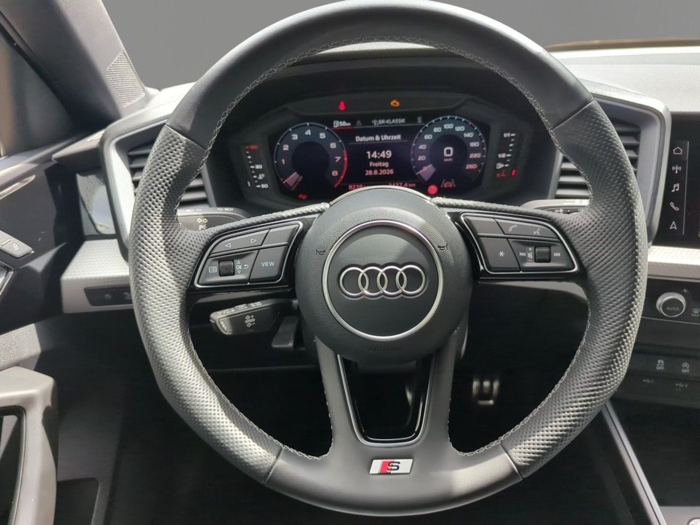 Bild über Audi A1 allstreet 30 TFSI Schaltgetriebe - für weitere Informationen kontaktieren Sie den Audi Partner