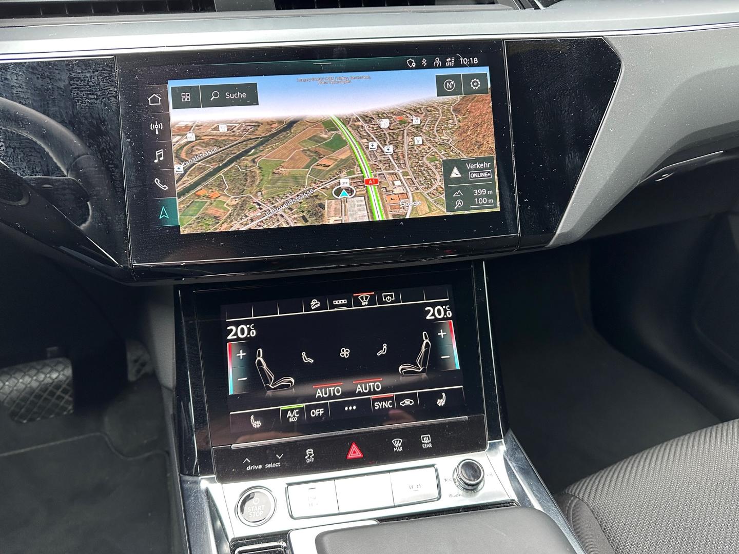 Image about Audi e-tron Attraction advanced 50 quattro 230,00 kW