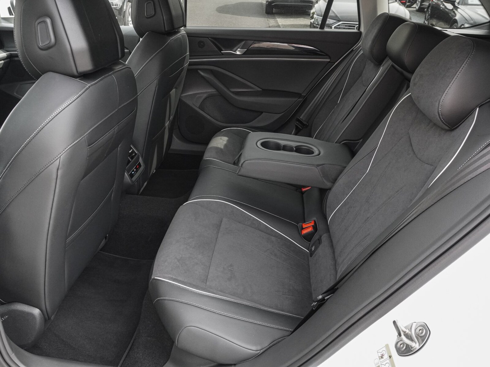 Volkswagen Passat – Bild 17