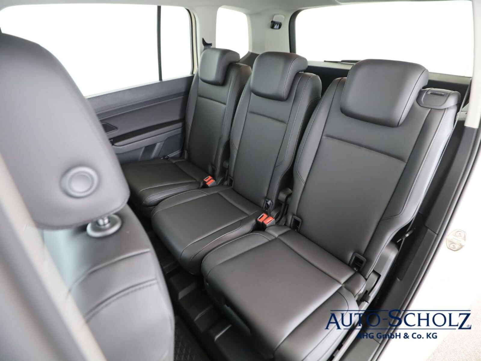 Volkswagen Touran – Bild 8