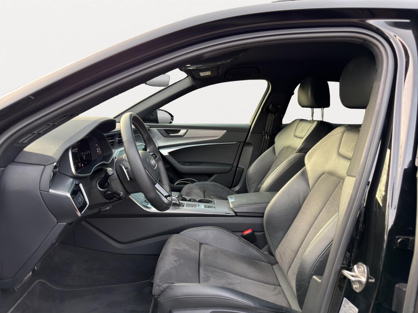 Immagine di Audi A6 Avant Attraction Sport 40 TDI quattro 150 kW (204 CV) S tronic - for more details contact your dealer