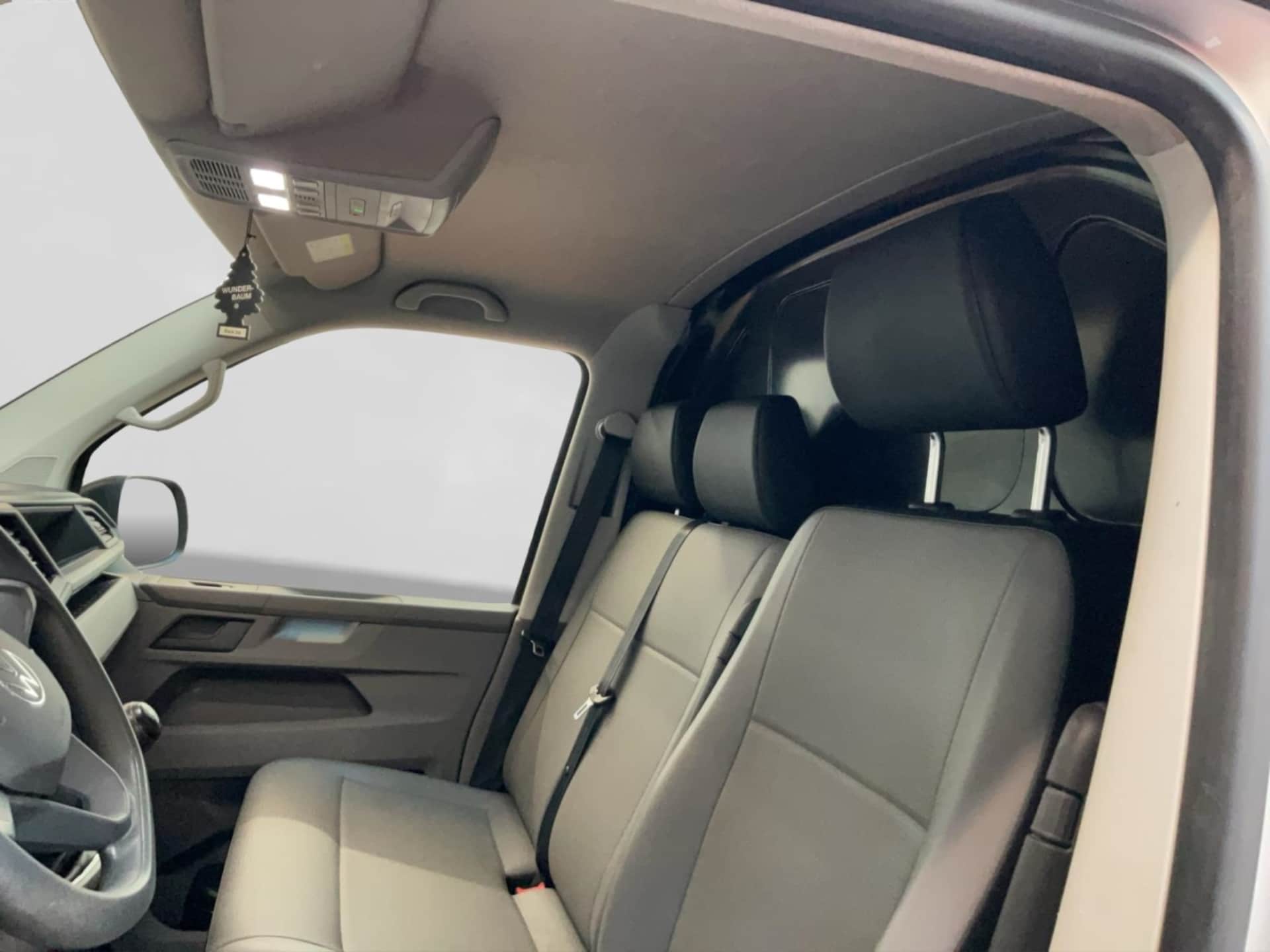 Volkswagen T6.1 Transporter Kasten kurzer Radstand