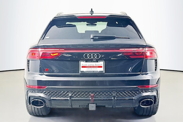 2026 Audi RS Q8 SUV performance