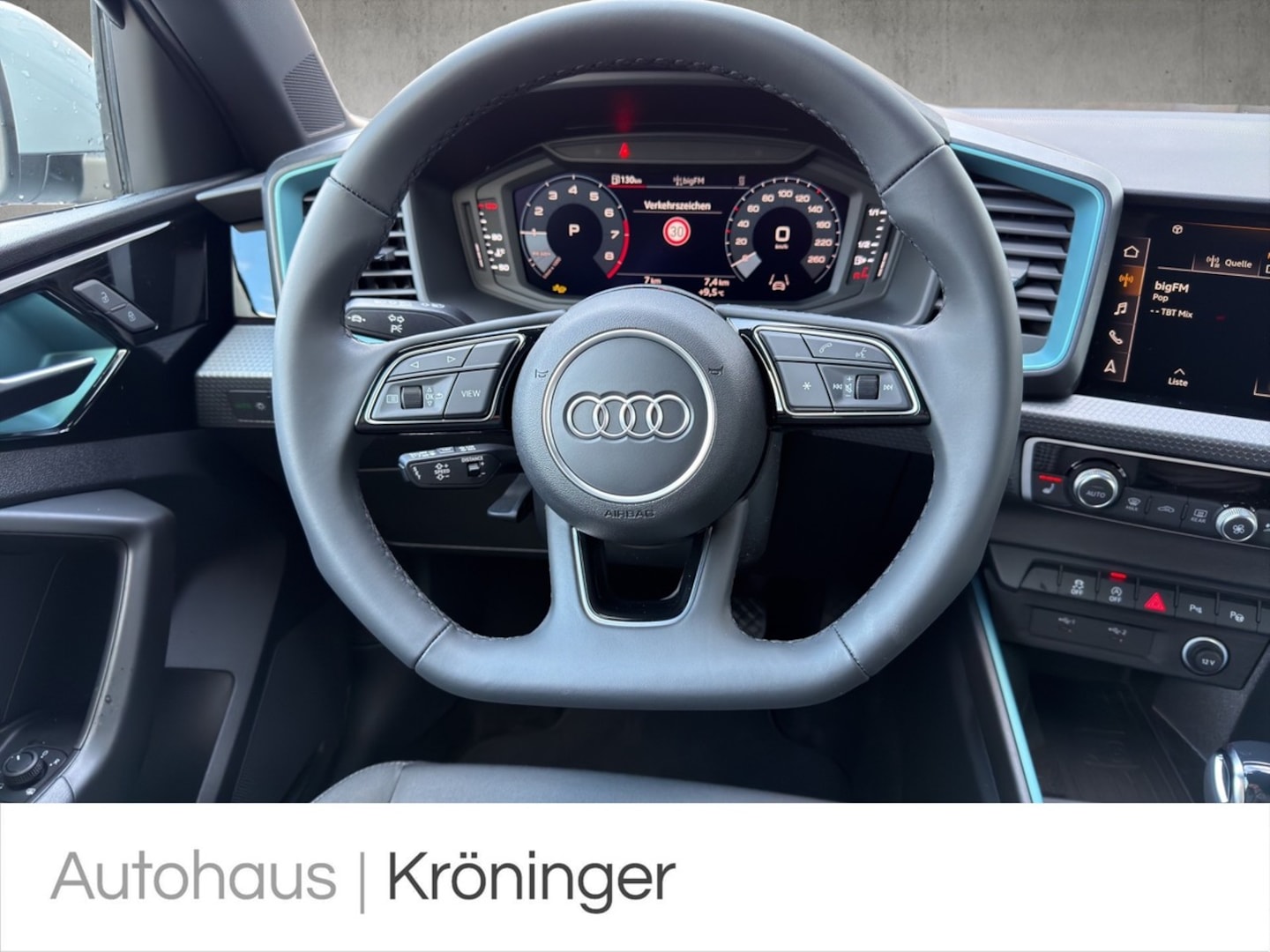 Bild über Audi A1 Sportback advanced 30 TFSI S tronic - für weitere Informationen kontaktieren Sie den Audi Partner