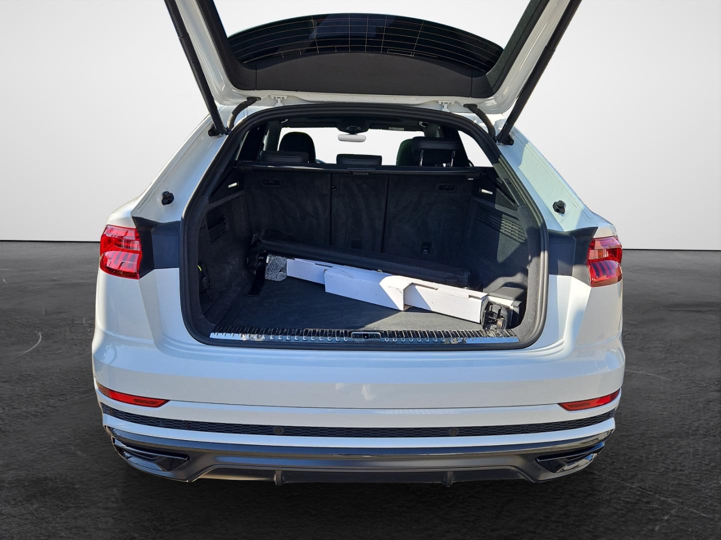 Image about Audi Q8 50 TDI quattro tiptronic