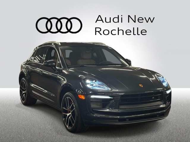2022 Porsche Macan