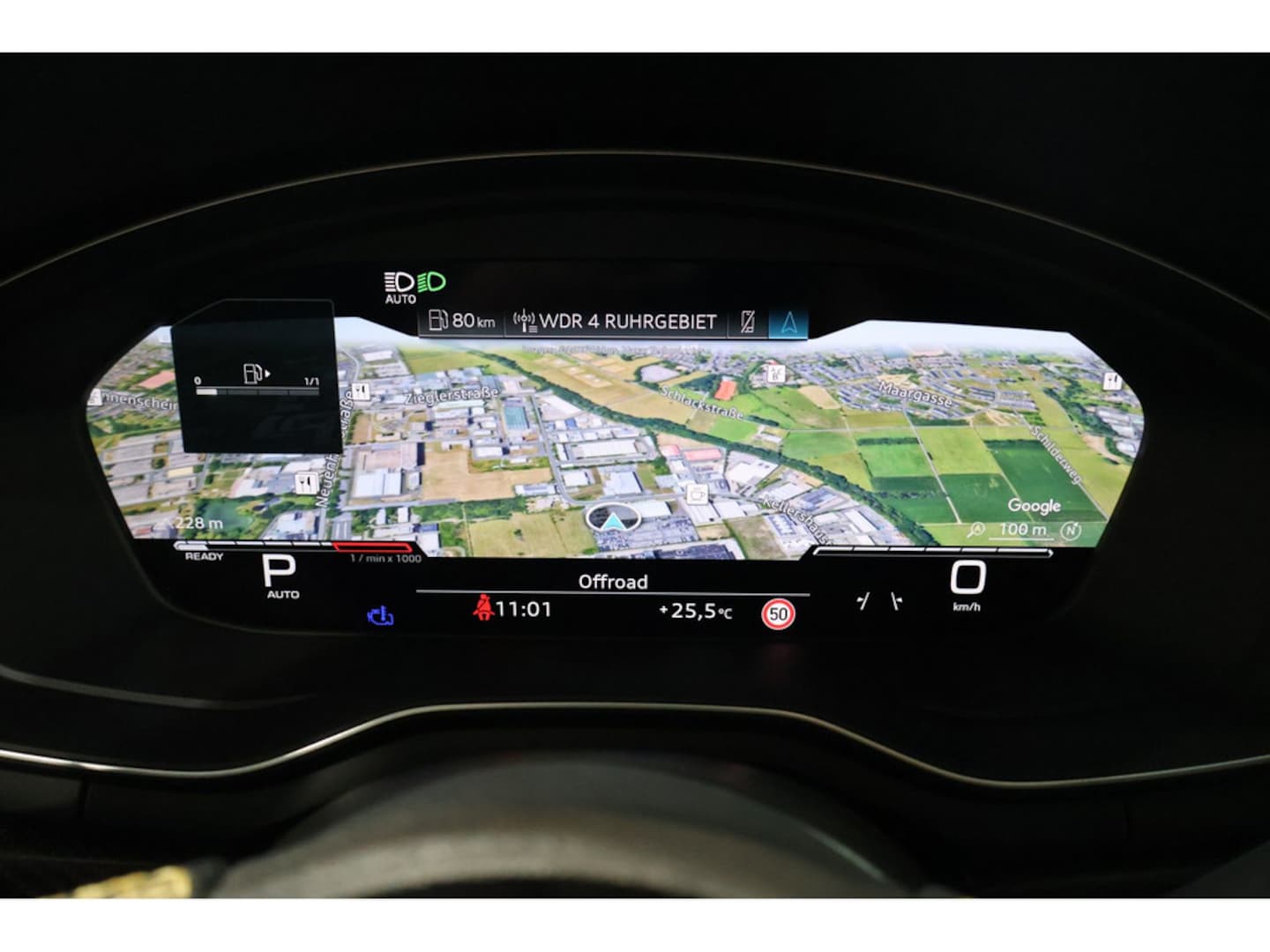 Bild über Audi RS 4 Avant quattro tiptronic - für weitere Informationen kontaktieren Sie den Audi Partner