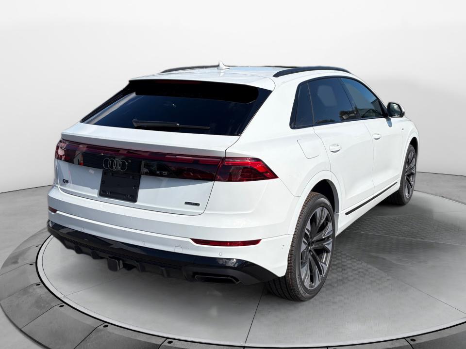 2026 Audi Q8 Premium Plus - Photo 7