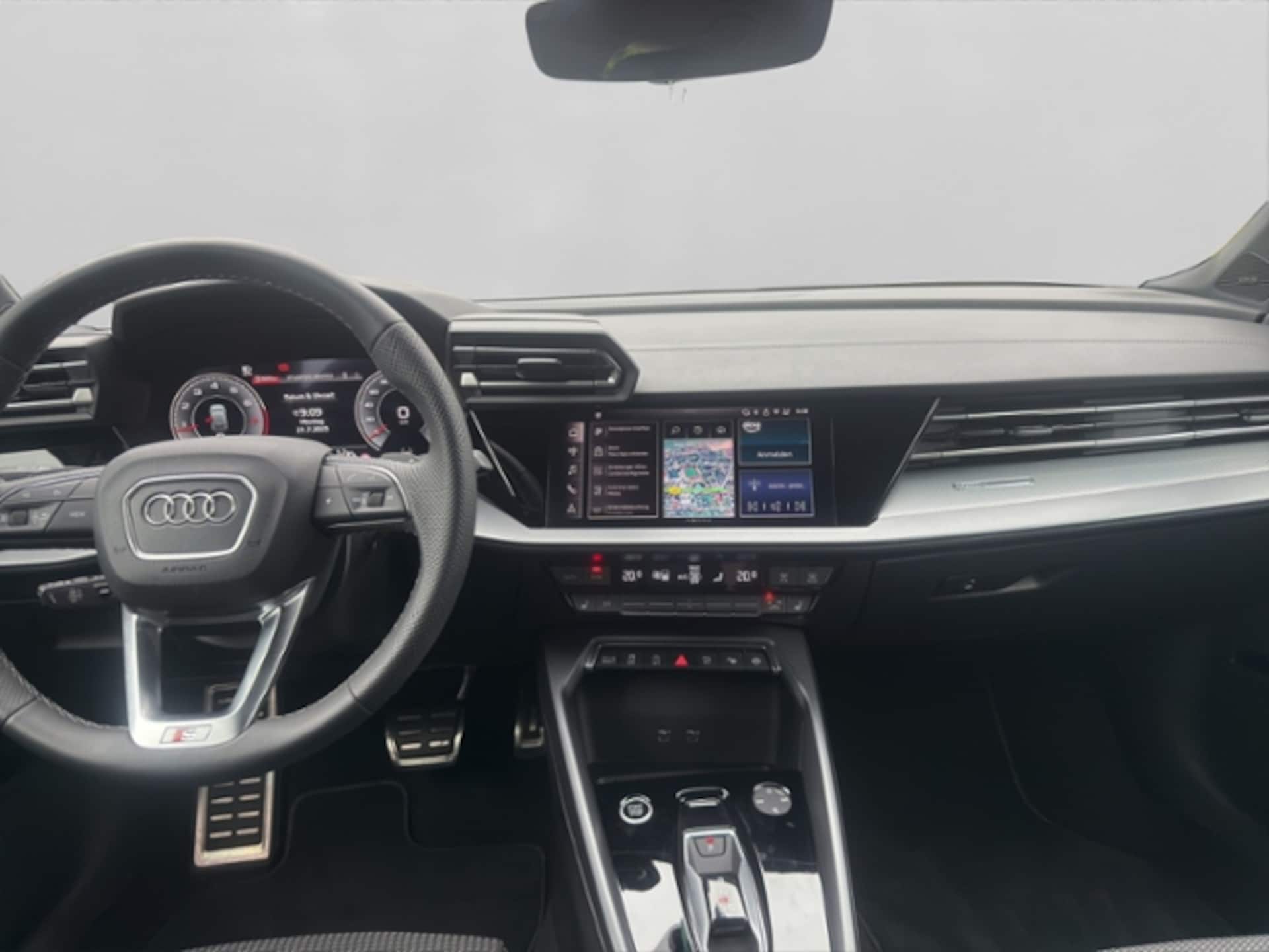 Audi A3 Sportback S line
