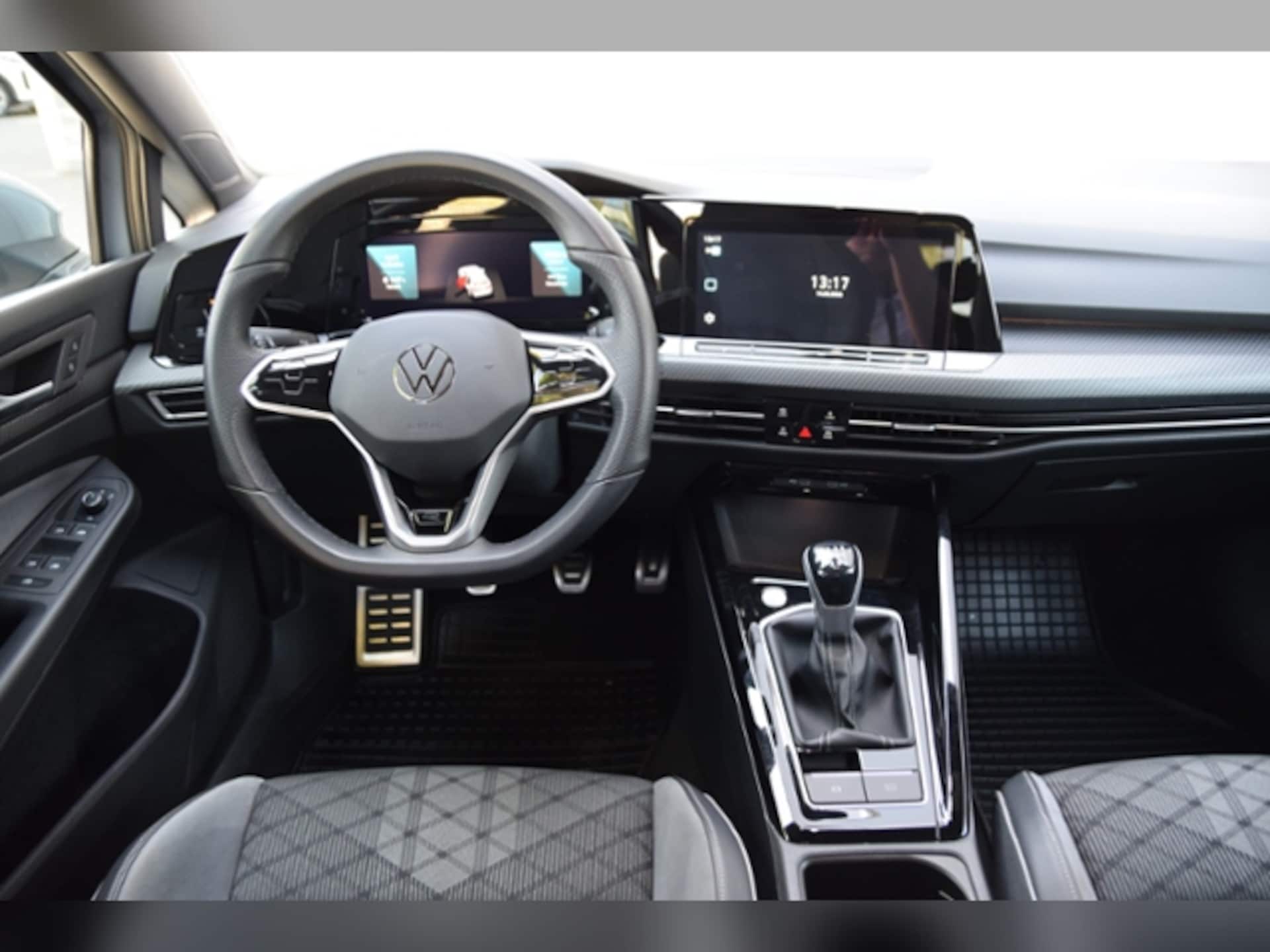 Volkswagen Golf R-Line