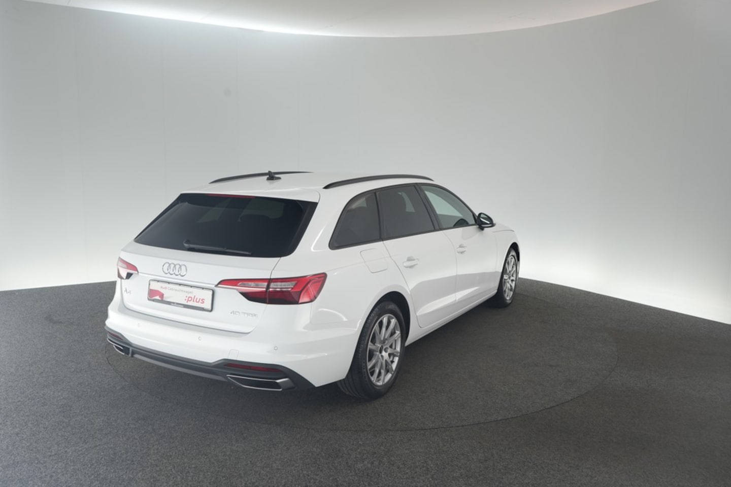 Bild über Audi A4 Avant 40 TFSI S tronic - für weitere Informationen kontaktieren Sie den Audi Partner