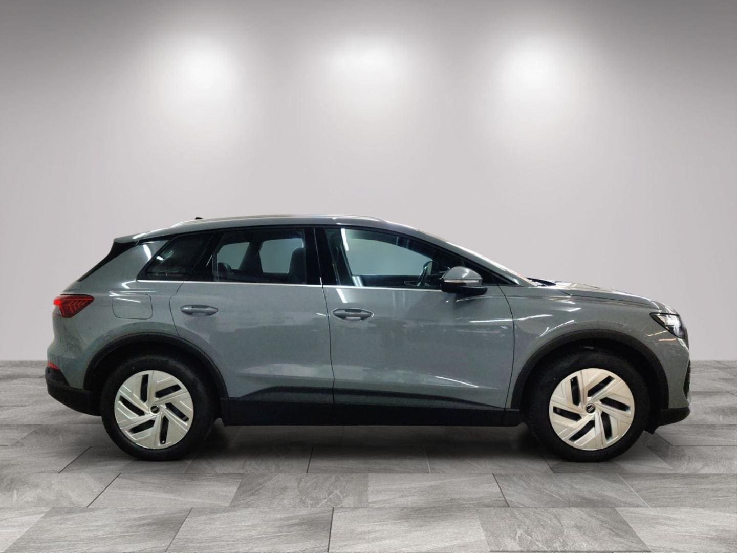Bild über Audi Q4 e-tron 40 e-tron - für weitere Informationen kontaktieren Sie den Audi Partner