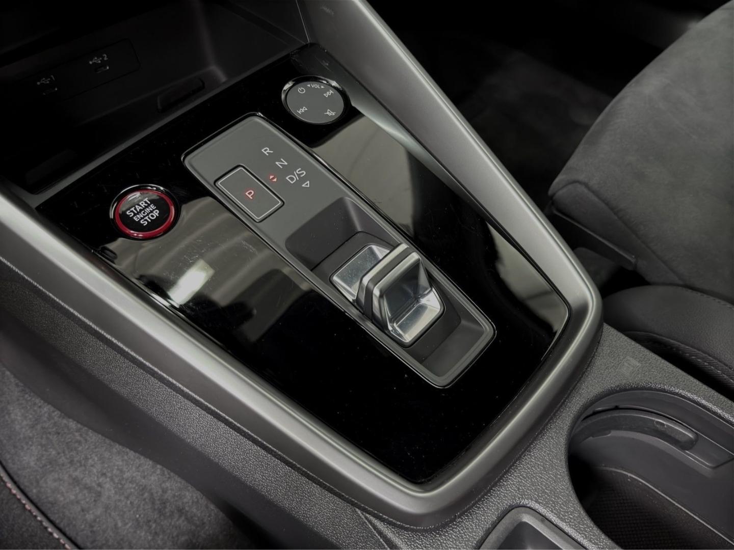 Image about Audi RS 3 Sportback TFSI quattro S tronic