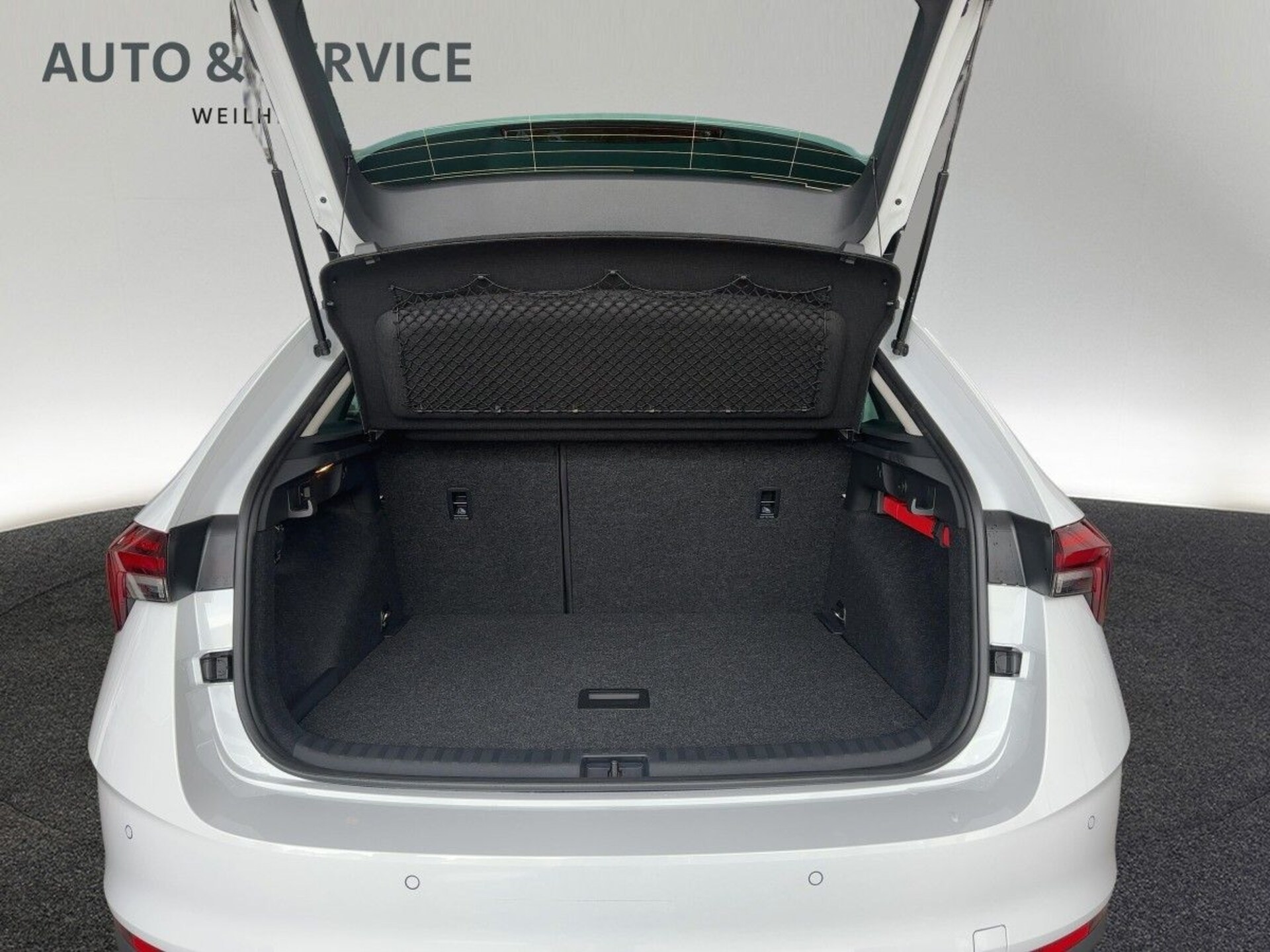 Skoda Scala Tour