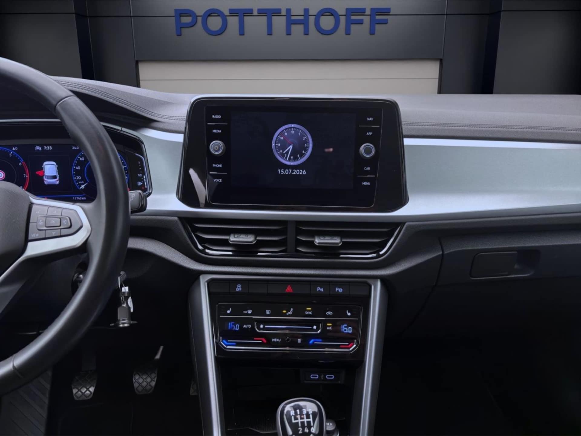 Volkswagen T-Roc Life