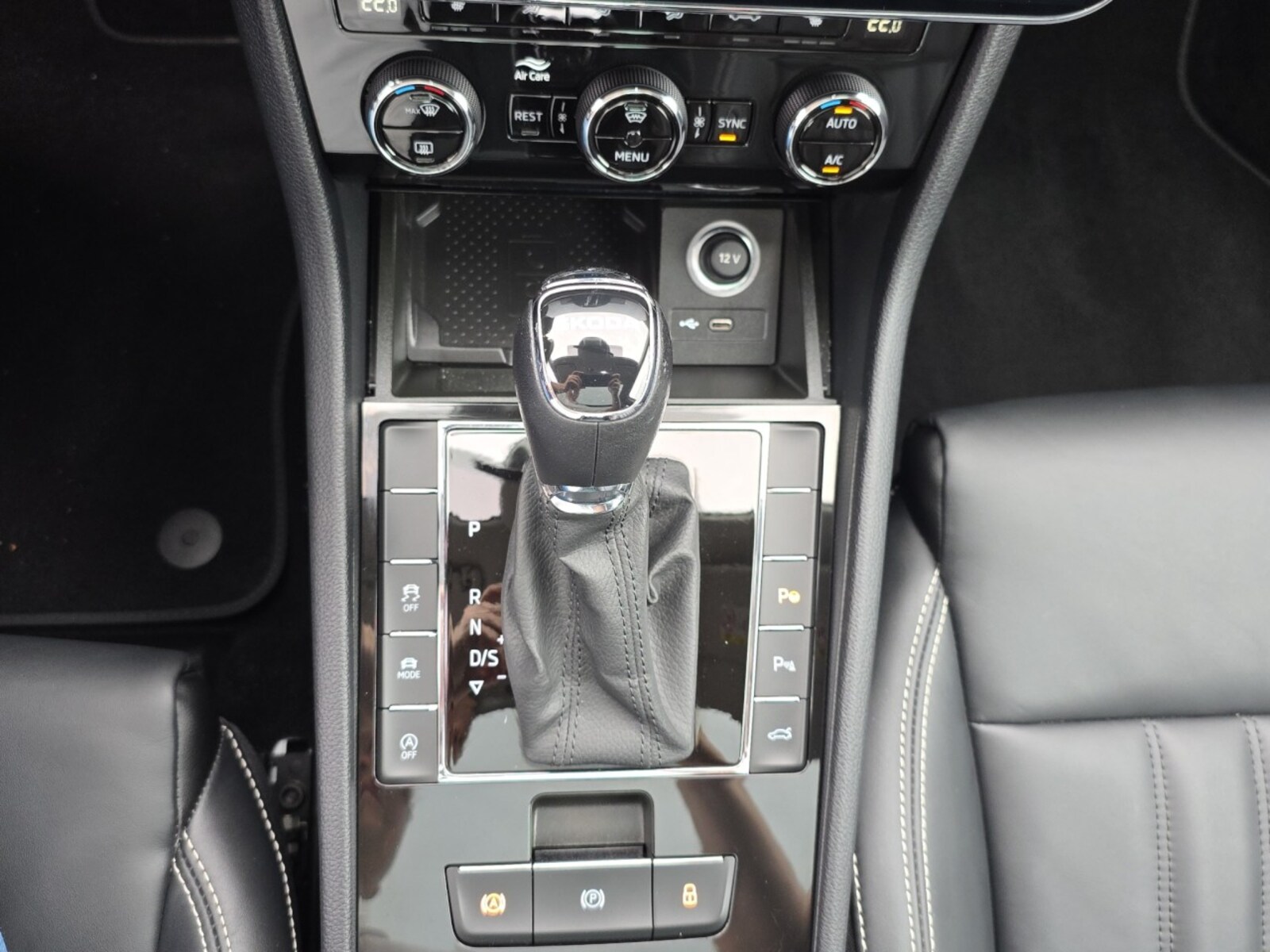 Škoda Superb Combi – Bild 16