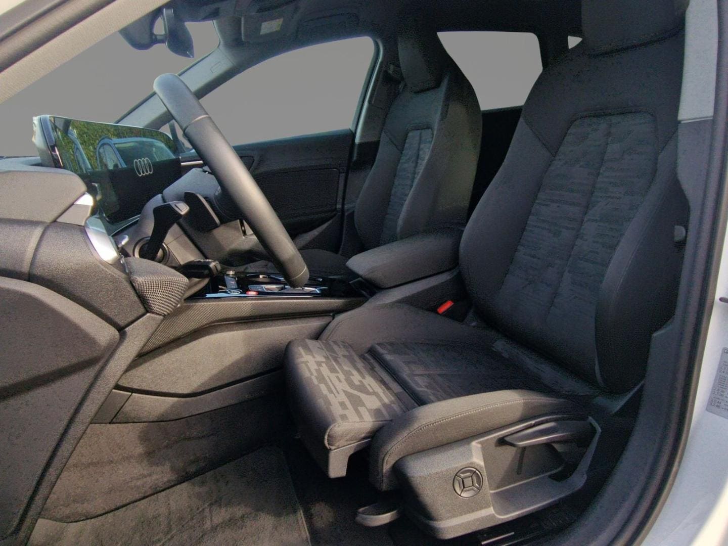 Bild über Audi A5 Avant TFSI S tronic - für weitere Informationen kontaktieren Sie den Audi Partner