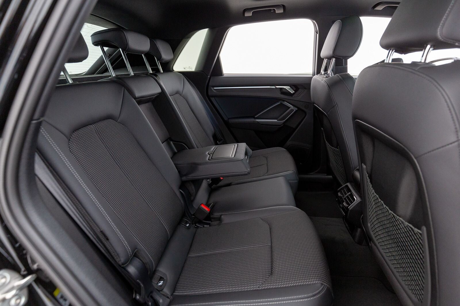 Image about Audi Q3 S line 45 TFSI quattro S tronic