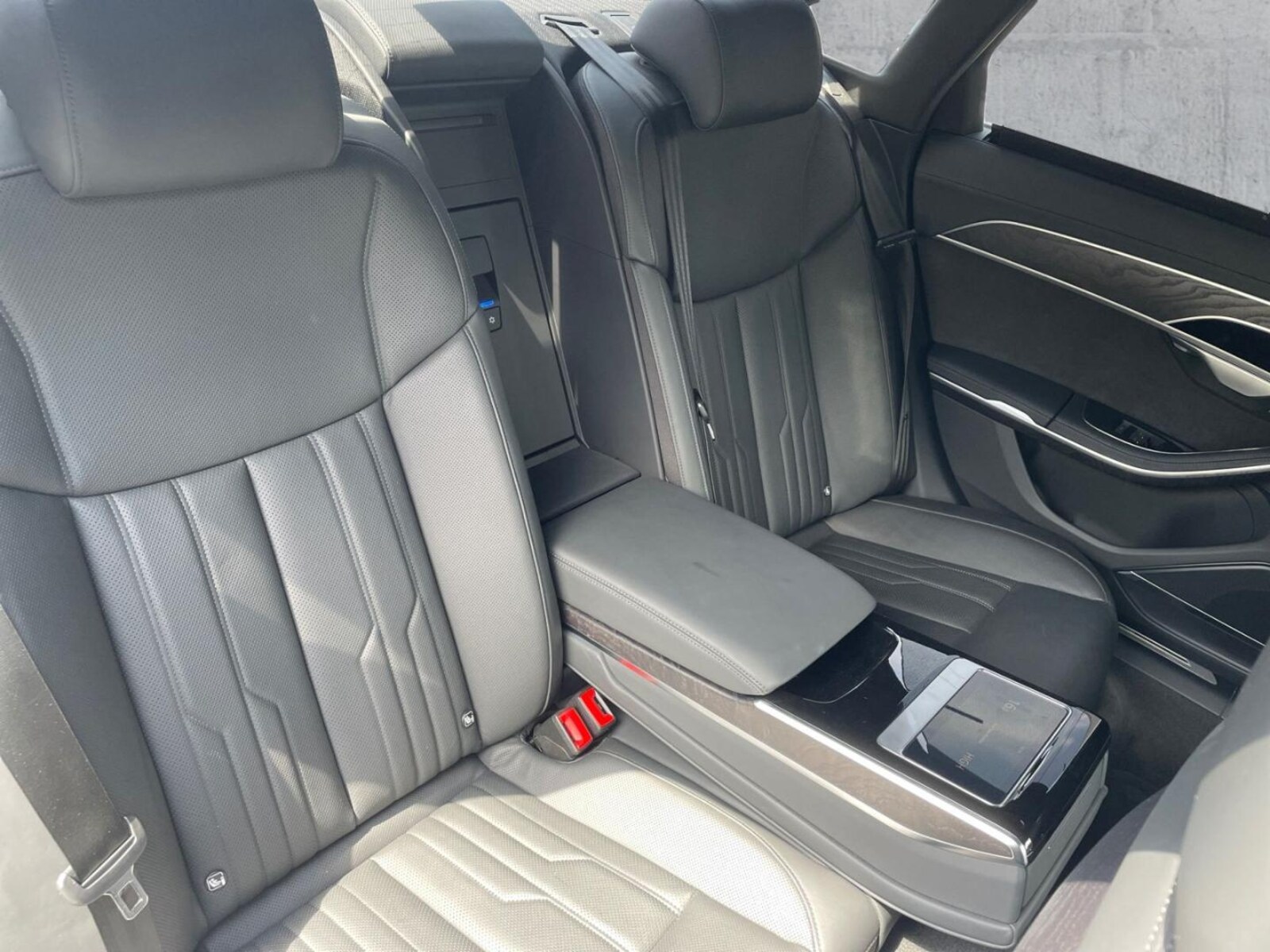 Audi A8 – Bild 15