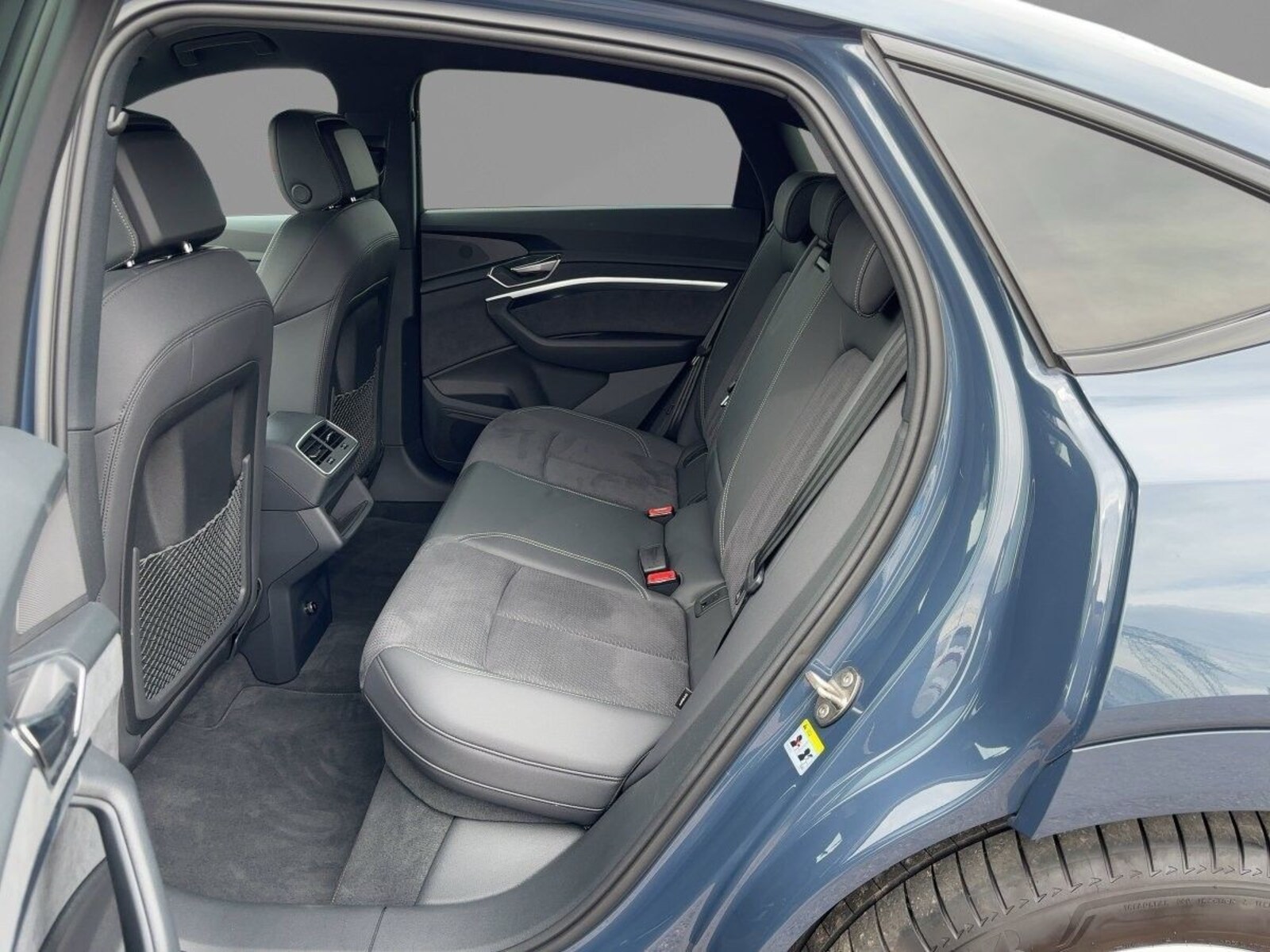 Audi Q8 Sportback e-tron – Bild 12