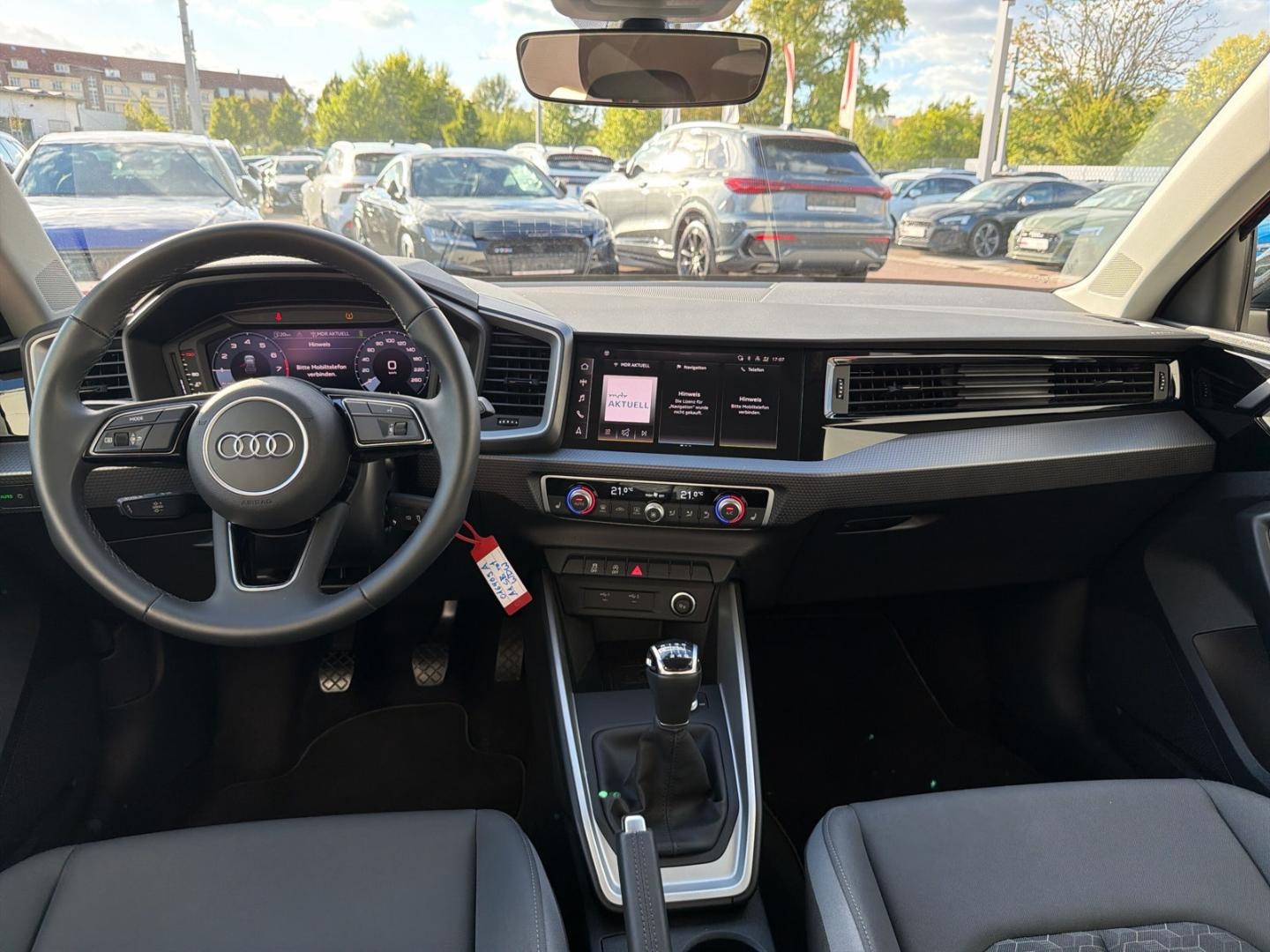 Bild über Audi A1 Sportback advanced 30 TFSI Schaltgetriebe - für weitere Informationen kontaktieren Sie den Audi Partner