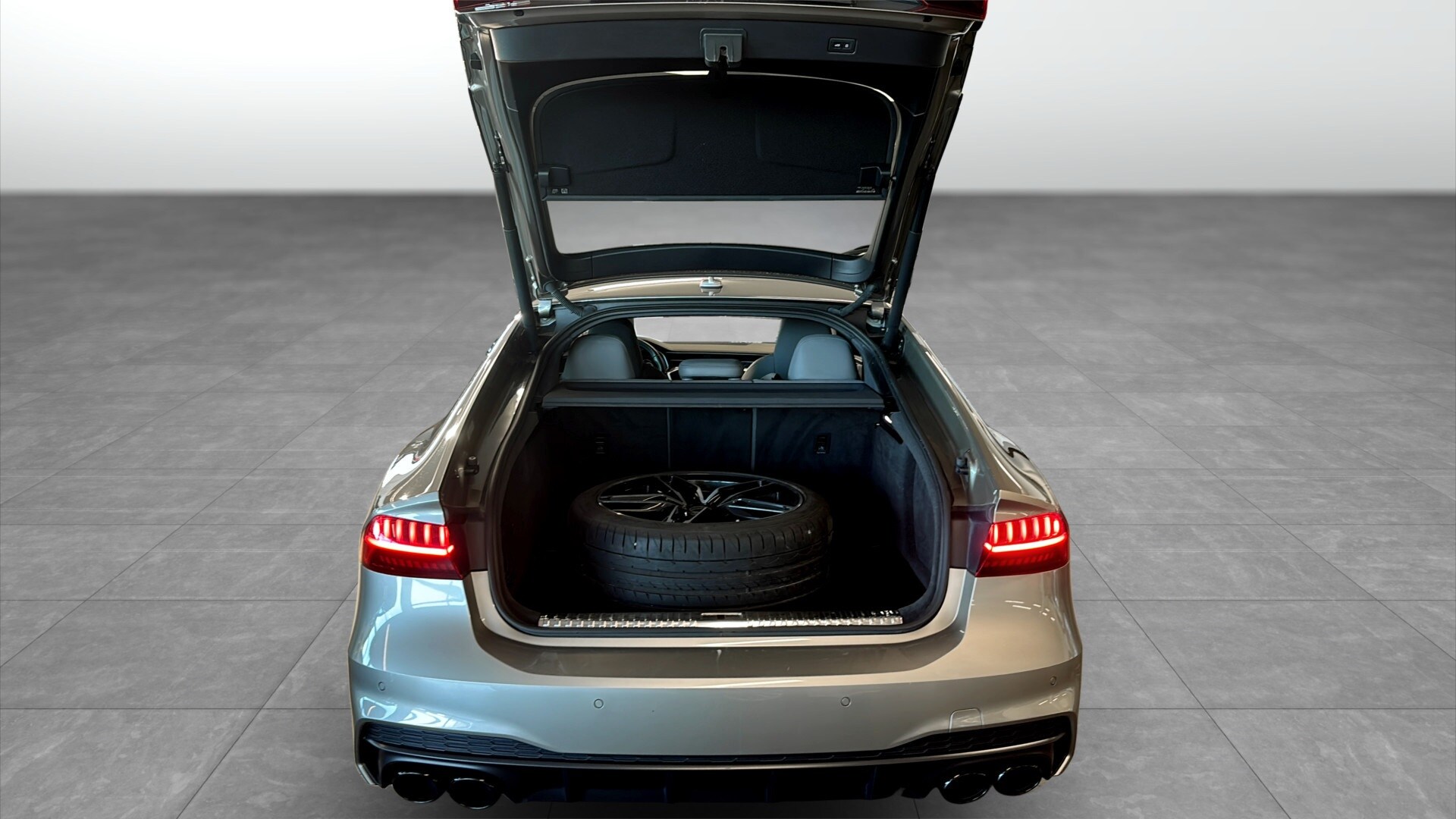 Bild som visar&nbsp;Audi S7 Sportback&nbsp;S7 Sportback TDI 349 hk tiptronic - för mer information kontakta din Audi Partner