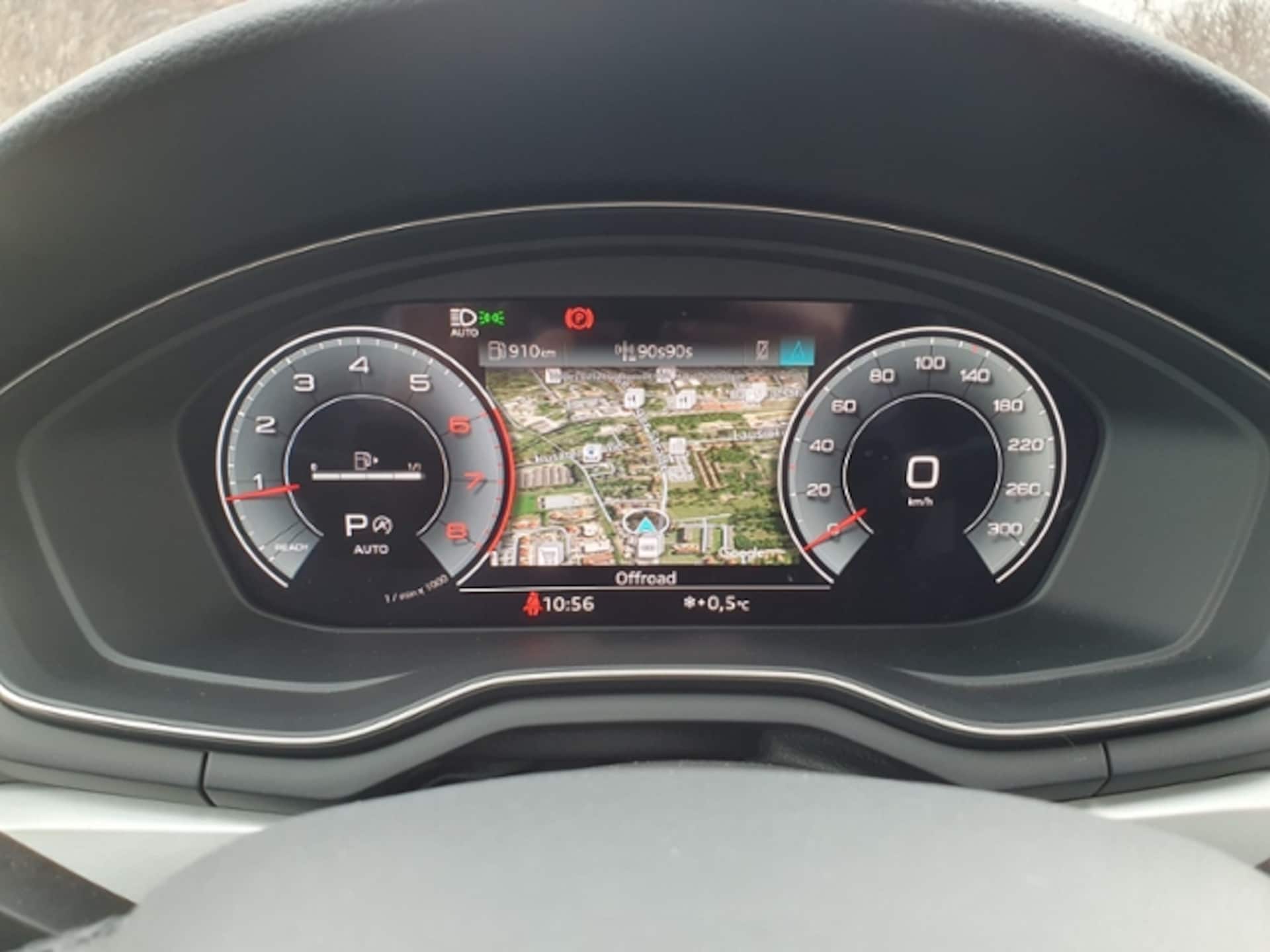 Audi A4 Avant S line