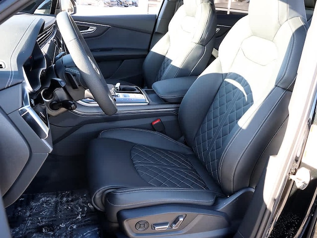 2026 Audi SQ7 Premium Plus - Photo 11