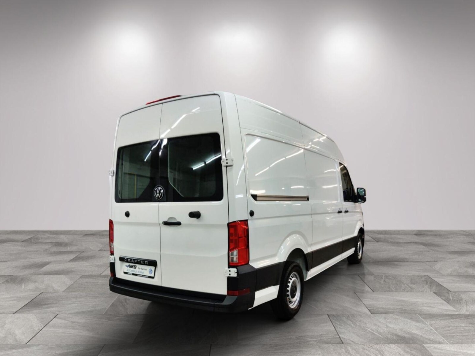 Volkswagen Crafter Kasten mittlerer Radstand – Bild 3