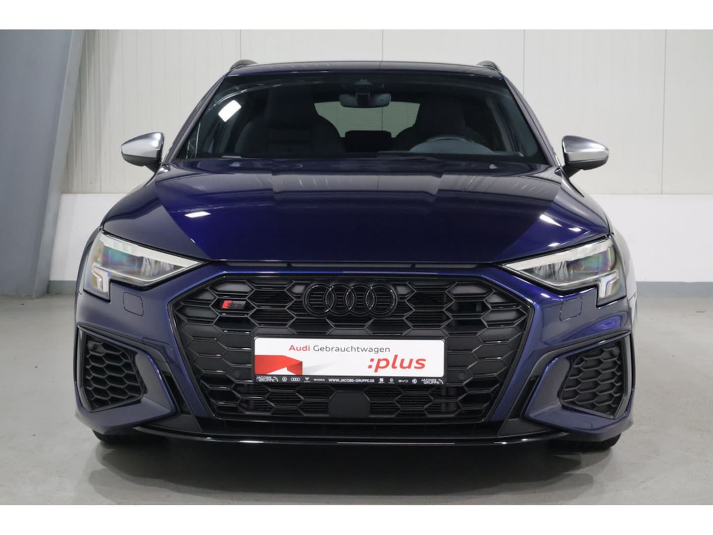 Bild über Audi S3 Sportback TFSI quattro S tronic - für weitere Informationen kontaktieren Sie den Audi Partner