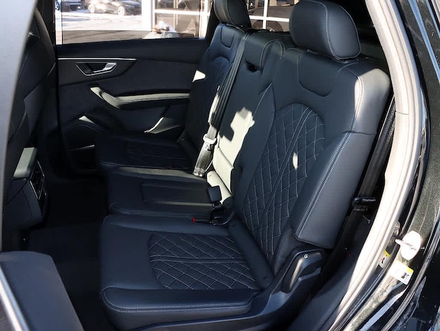 2026 Audi SQ7 Premium Plus - Photo 13
