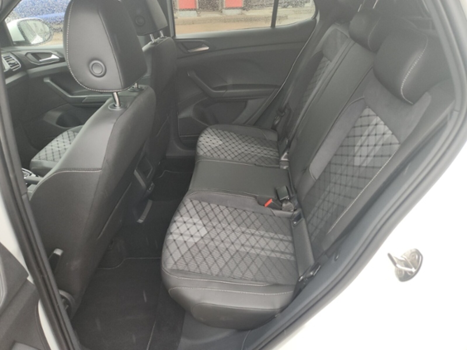 Volkswagen T-Cross – Bild 11