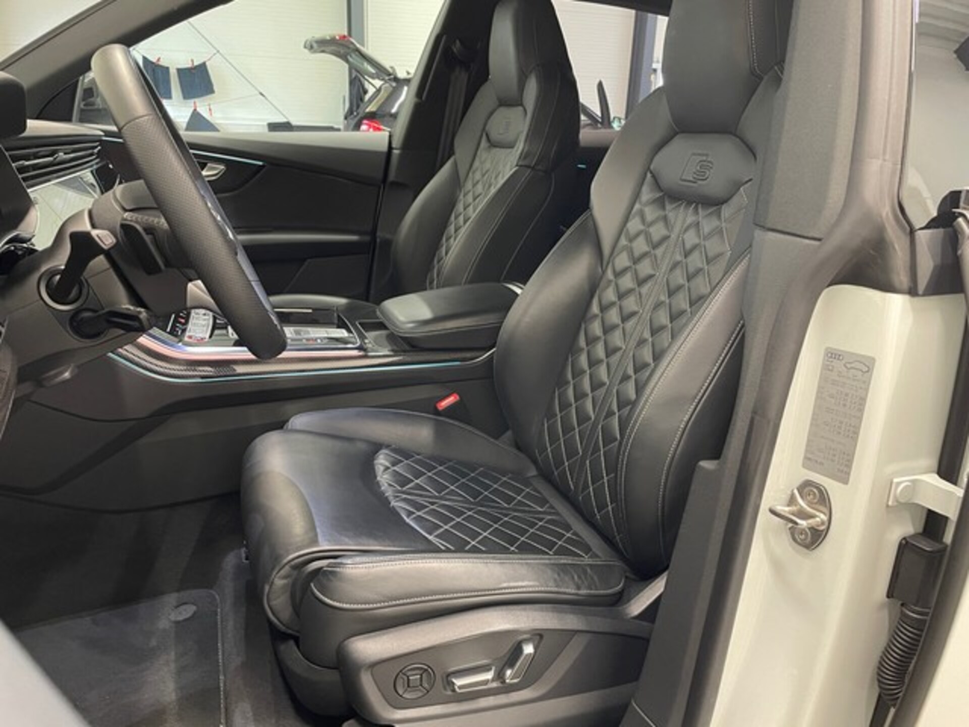 Audi SQ8 SUV