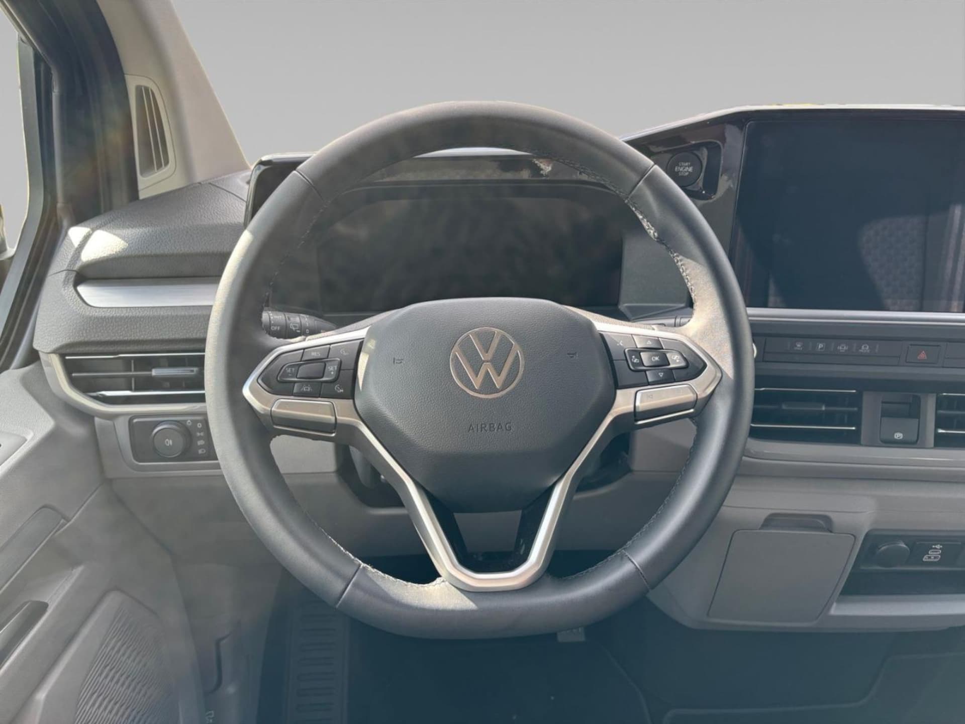 Volkswagen e-Caravelle Life