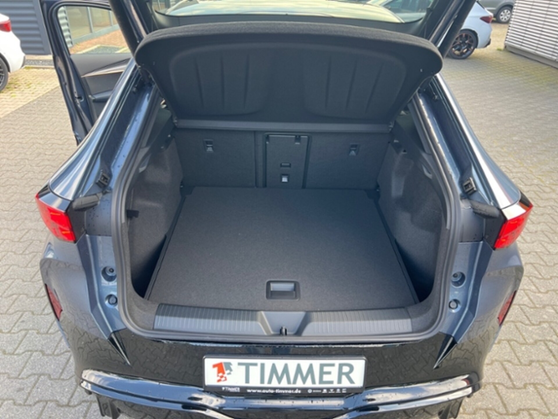 CUPRA Tavascan VZ