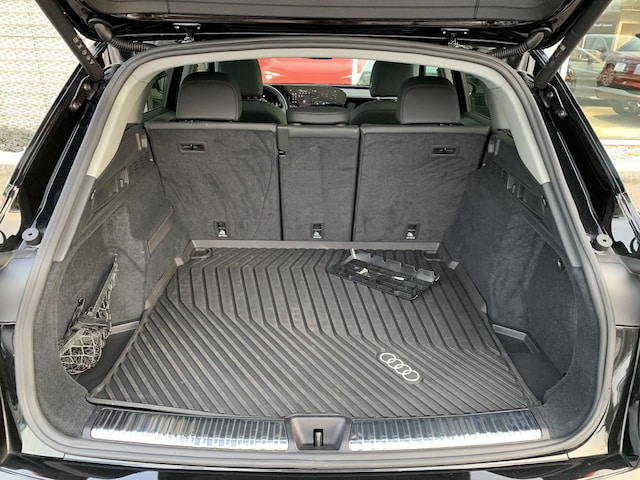 2025 Audi Q5 Premium - Photo 19