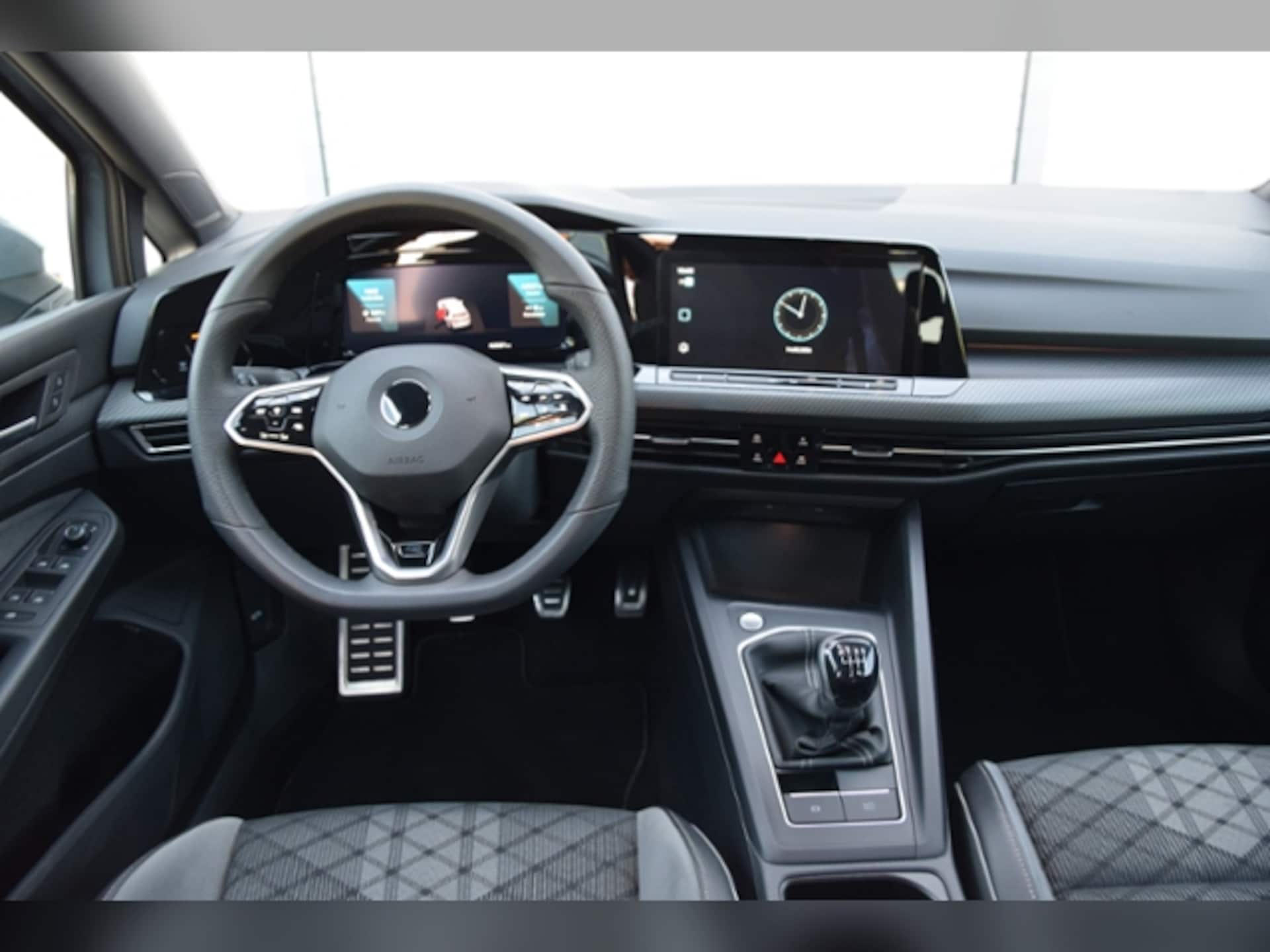 Volkswagen Golf R-Line