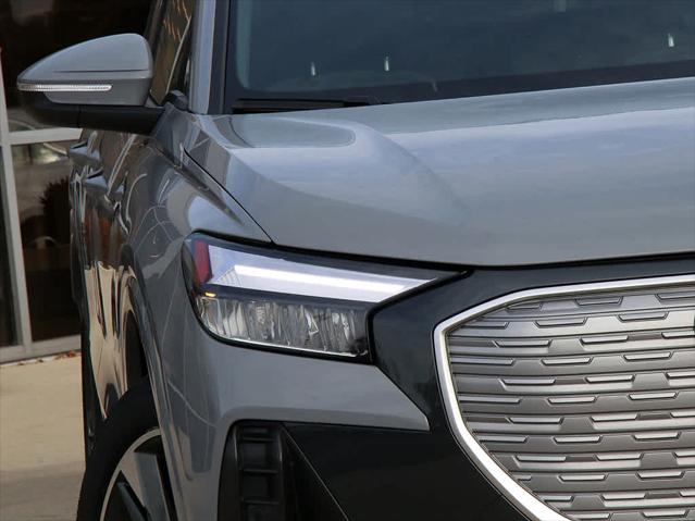 2022 AUDI Q4 - Image 6