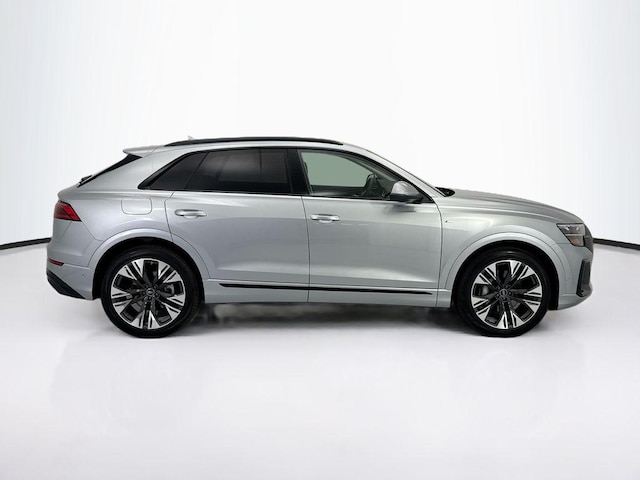 2026 Audi Q8