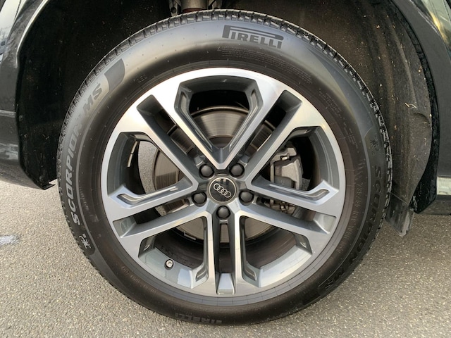 2025 Audi Q5 Premium - Photo 23