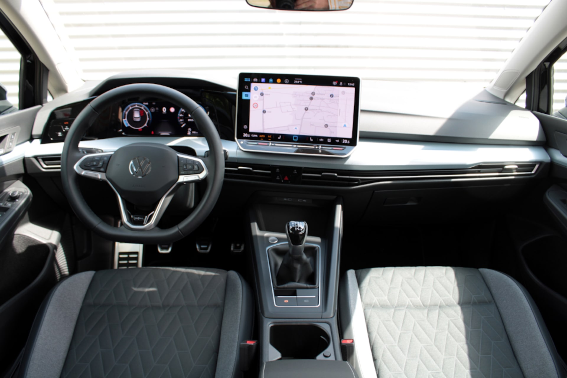 Volkswagen Golf Life