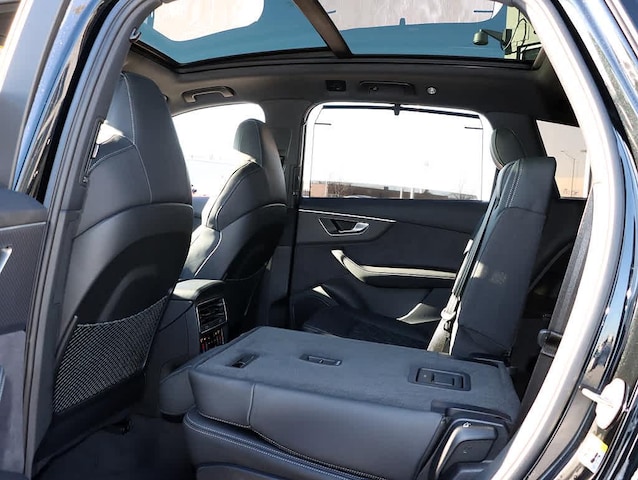 2026 Audi SQ7 Premium Plus - Photo 15