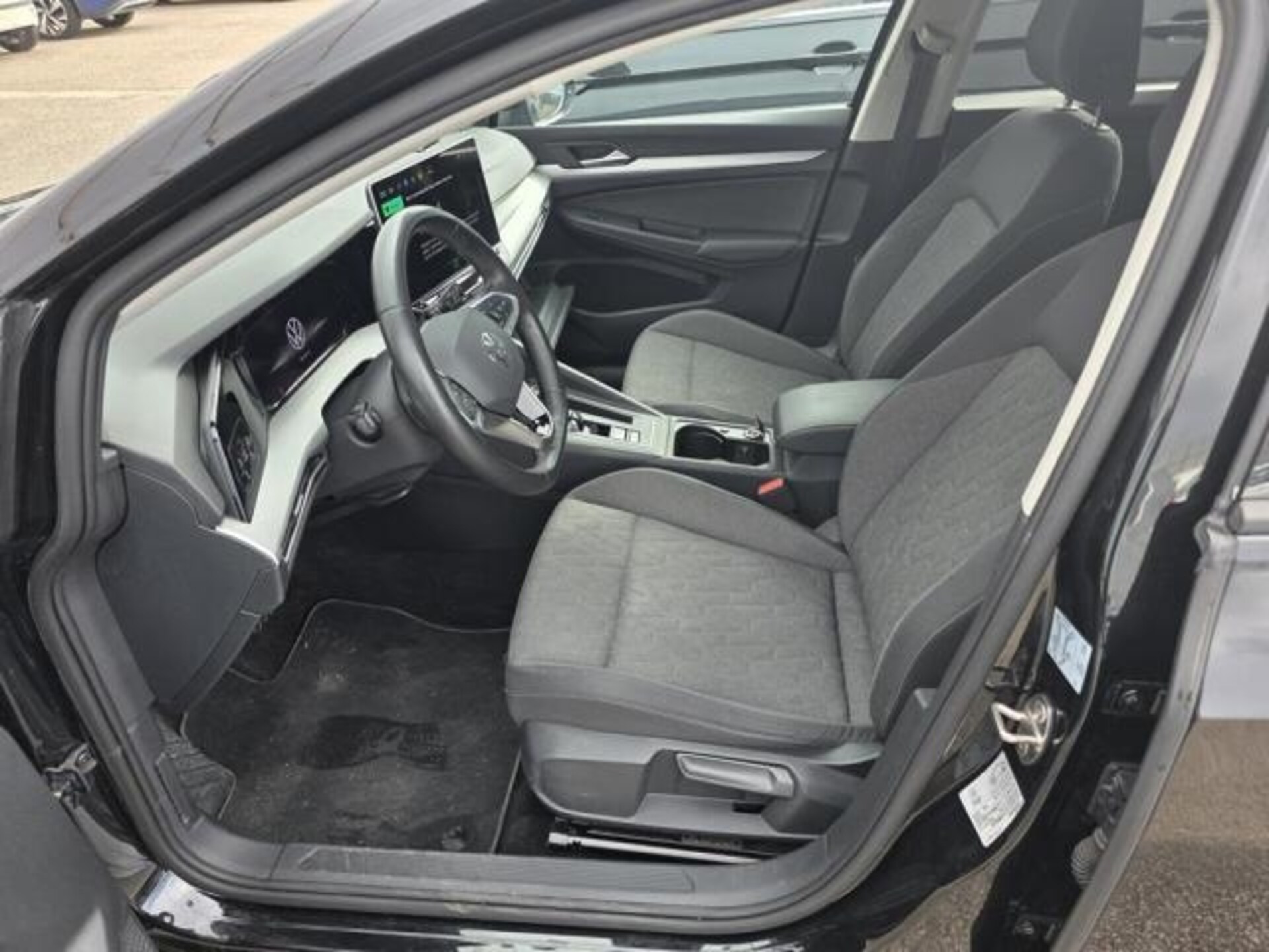 Volkswagen Golf Variant Life