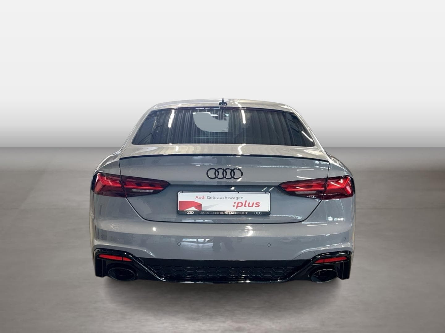 Bild über Audi RS 5 Coupé TFSI quattro tiptronic - für weitere Informationen kontaktieren Sie den Audi Partner