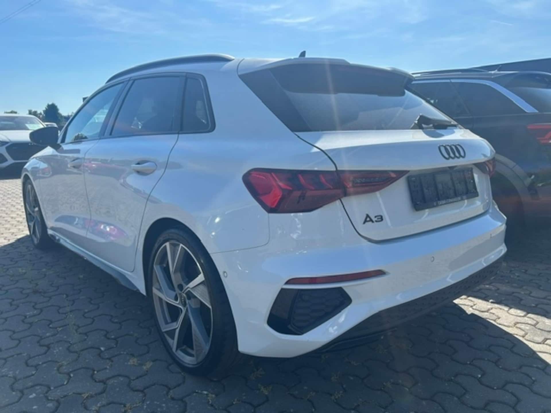 Audi A3 Sportback S line